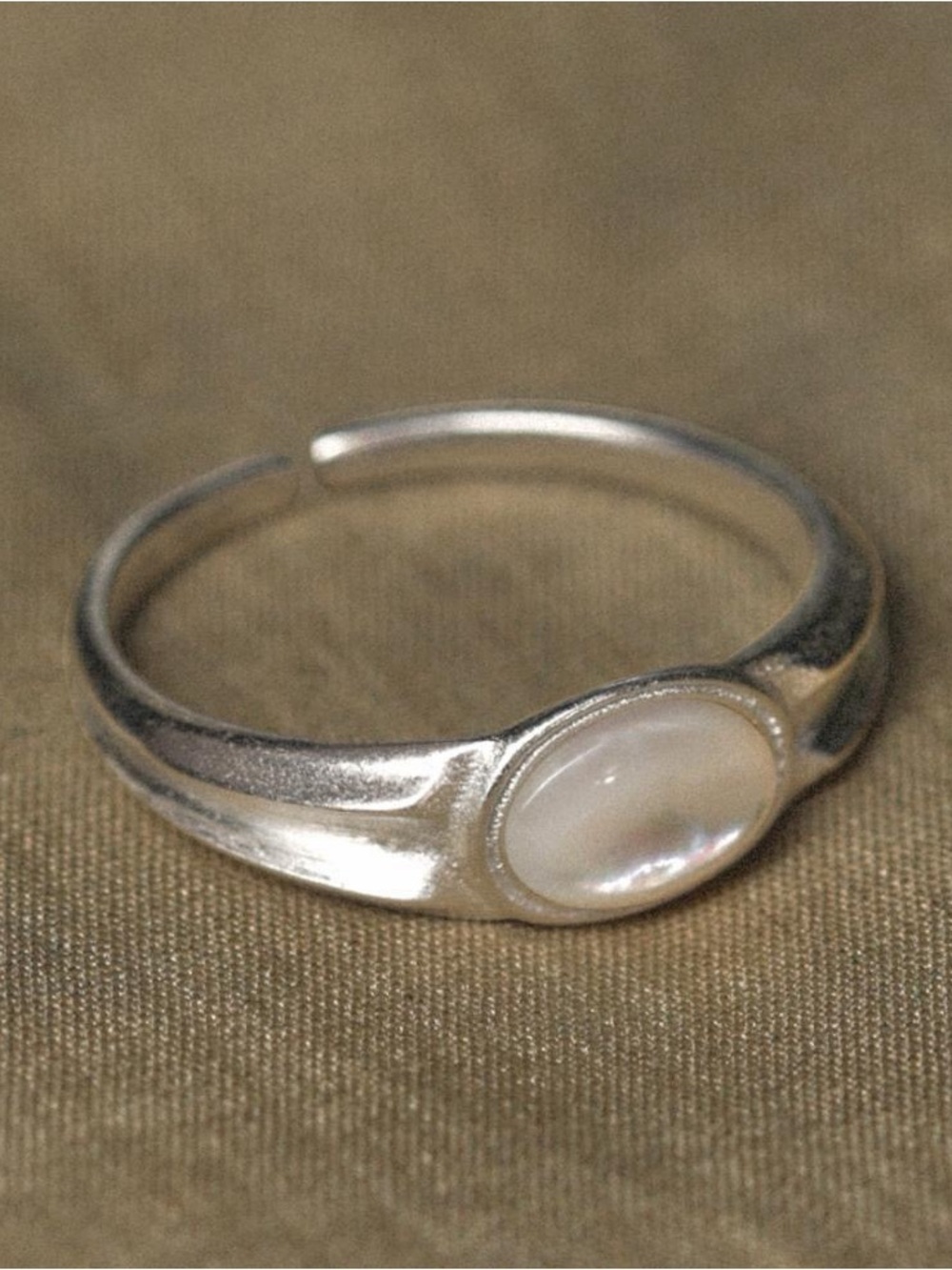 S925 Sterling Silver Ring with Oval White Cabochon Stone Open Size Adjustable